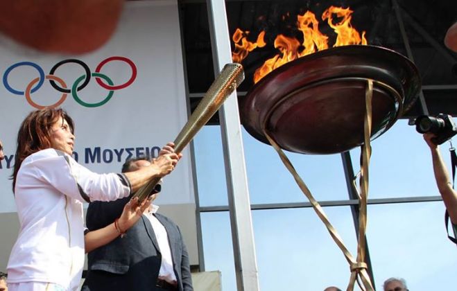 Samsung has put a 75-inch LCD TV up for sale in South Korea