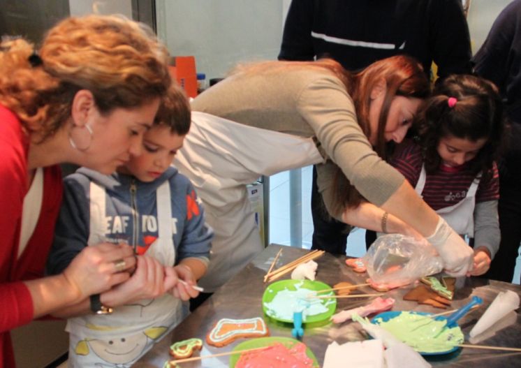 &Prime;&Mu;&Alpha;&Gamma;&Epsilon;&Iota;&Rho;&Epsilon;&Upsilon;&Omicron;&Upsilon;&Mu;&Epsilon;...  &Omicron;&Iota;&Kappa;&Omicron;&Gamma;&Epsilon;&Nu;&Epsilon;&Iota;&Alpha;&Kappa;&Alpha;.. &Sigma;&Tau;&Omicron; &Omicron;&Lambda;&Upsilon;&Mu;&Pi;&Iota;&Alpha;&Kappa;&Omicron; &Mu;&Omicron;&Upsilon;&Sigma;&Epsilon;&Iota;&Omicron;&Prime;