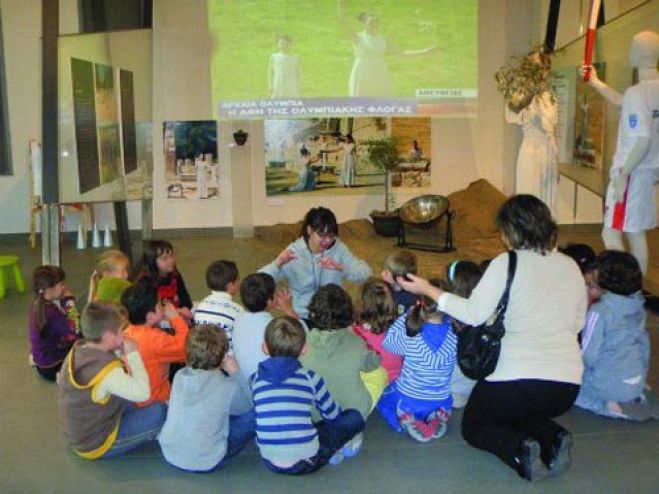 Galaxy S III: Designed for humans, inspired by nature! 